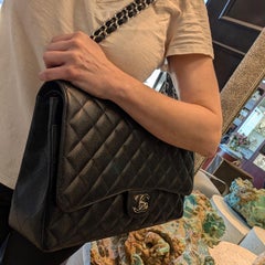 Chanel Caviar Quilted Maxi Classic Double Flap Black