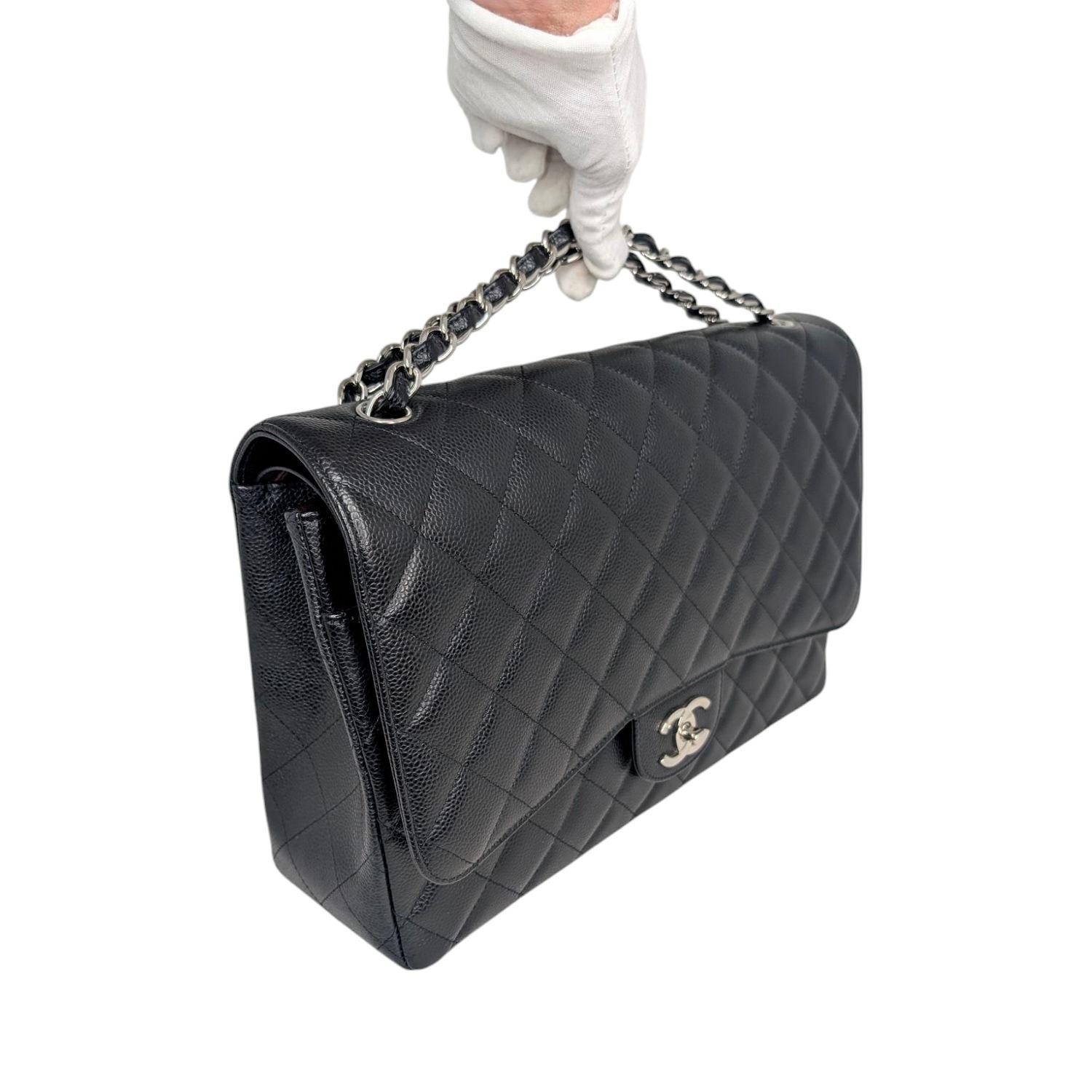 Chanel Caviar Quilted Maxi Classic Double Flap Black In Excellent Condition For Sale In Scottsdale, AZ