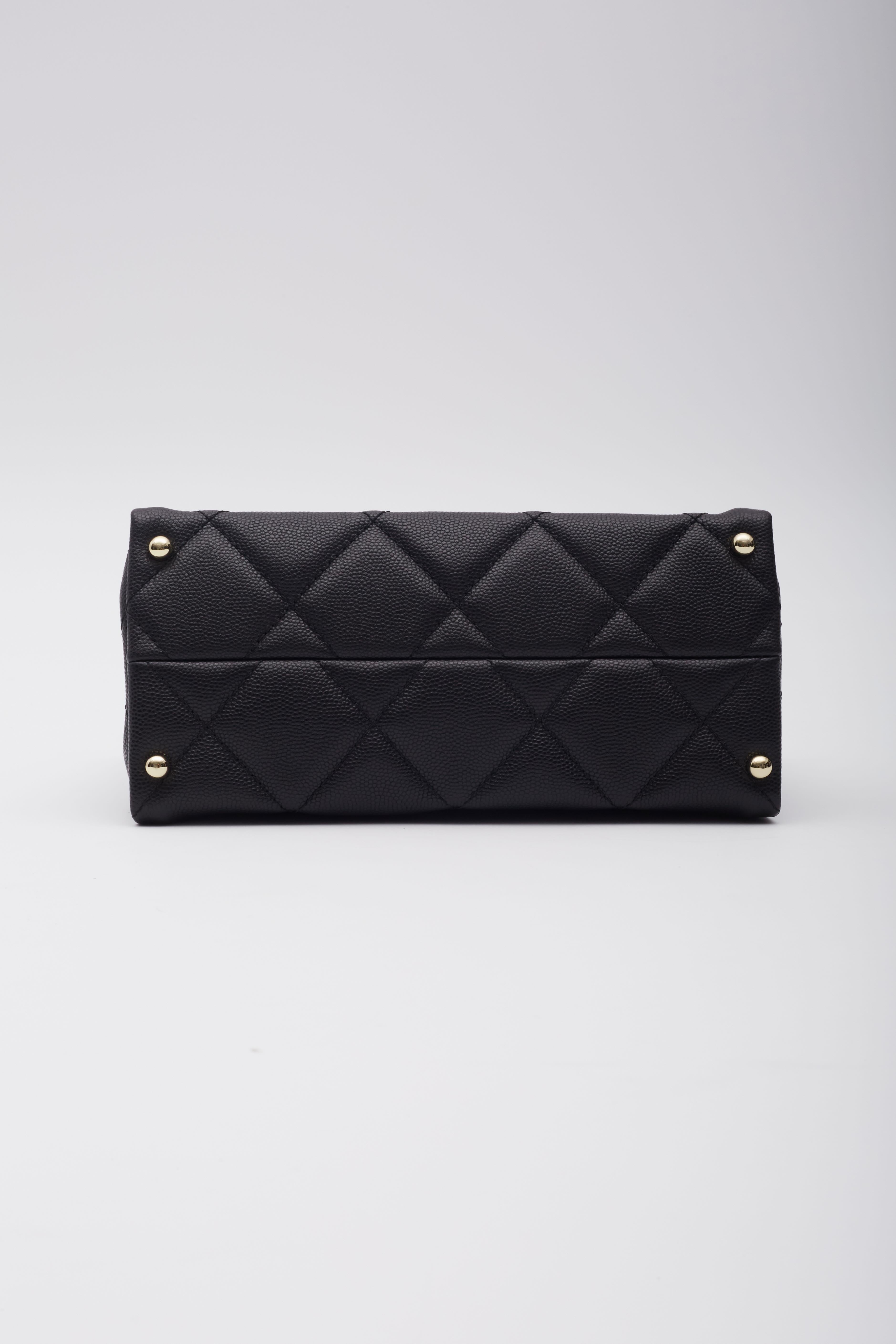 Chanel Caviar Quilted Retro Twist Top Handle Flap Black Mini For Sale 3