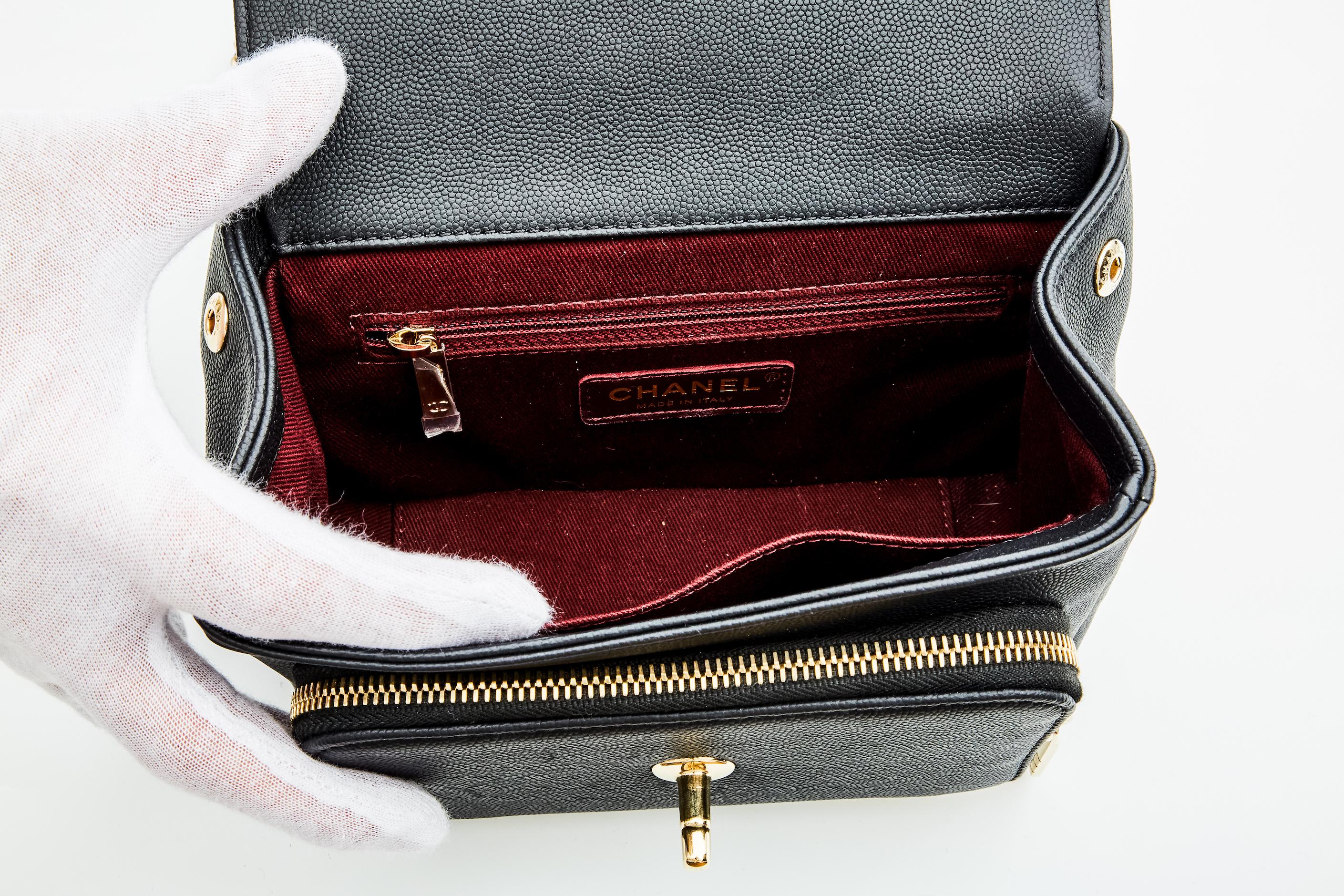Chanel Kleine gesteppte Chanel Affinity Flap Bag in Kaviar, Schwarz 2019 2