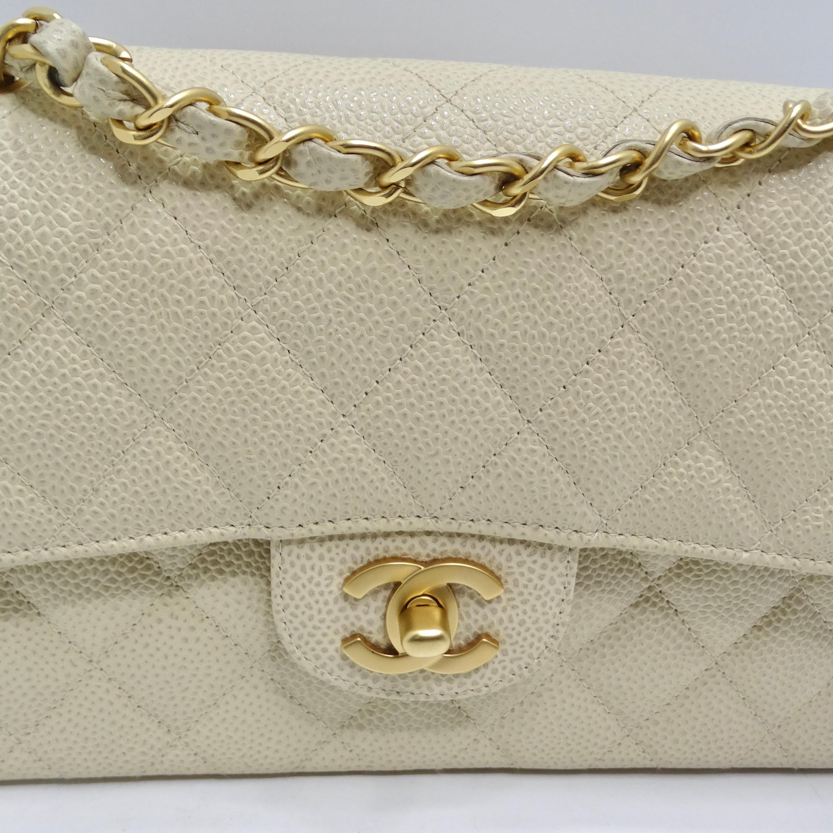 Chanel Caviar Quilted 2.55 Double Flap Beige  In Excellent Condition In Scottsdale, AZ