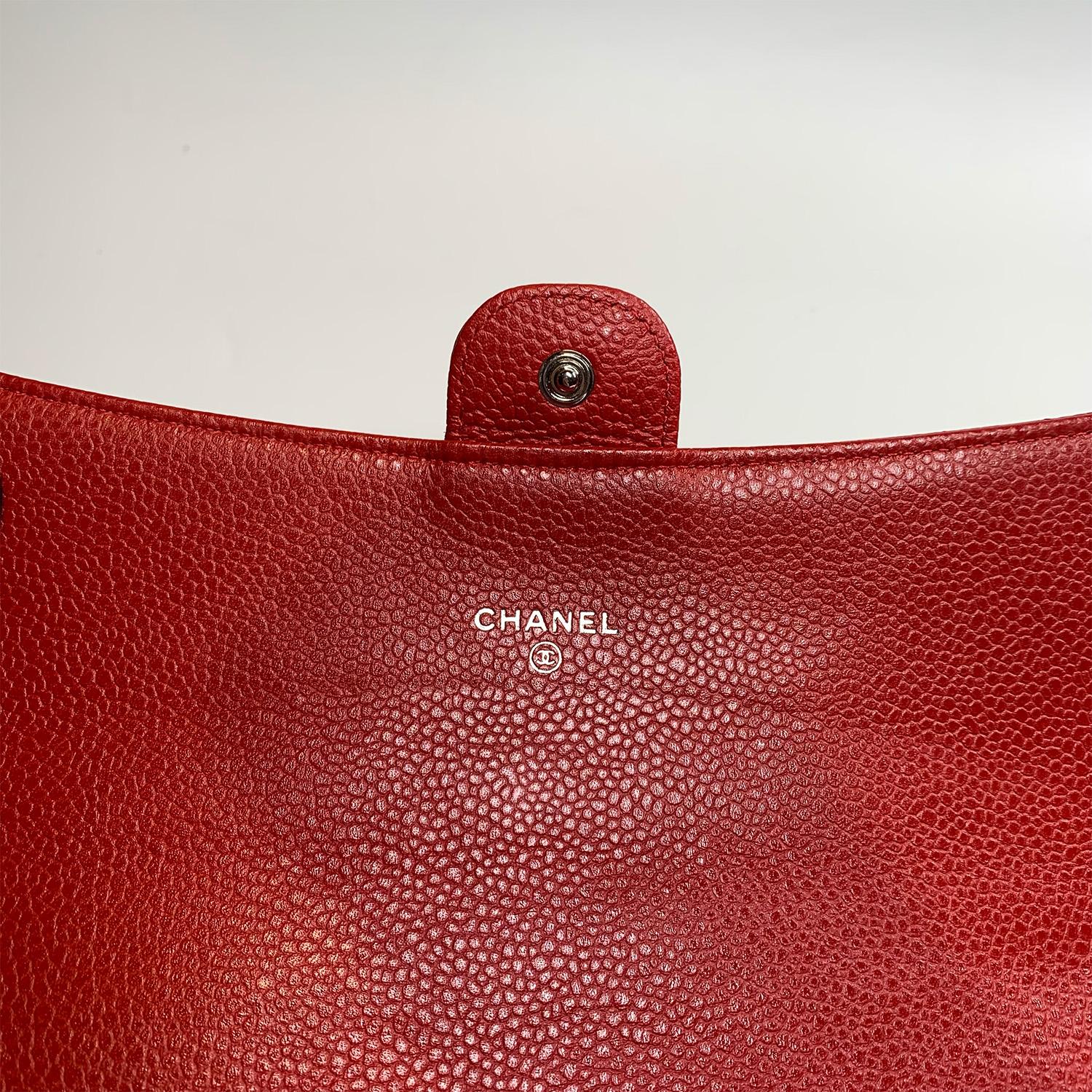 Chanel Caviar Quilted Travel Wallet In  Red Leather Coin Pouch Card Holder For Sale 11