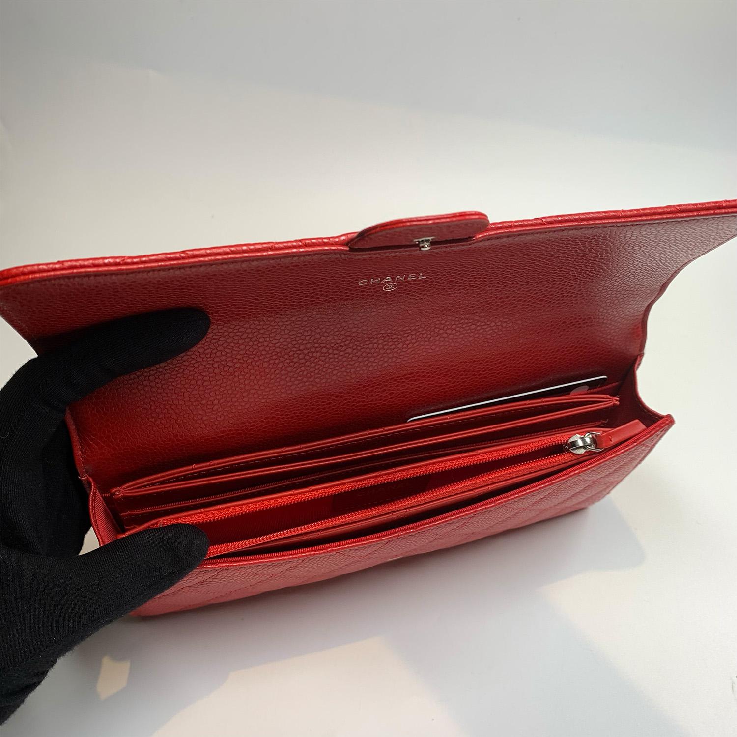 Chanel Caviar Quilted Travel Wallet In  Red Leather Coin Pouch Card Holder For Sale 13