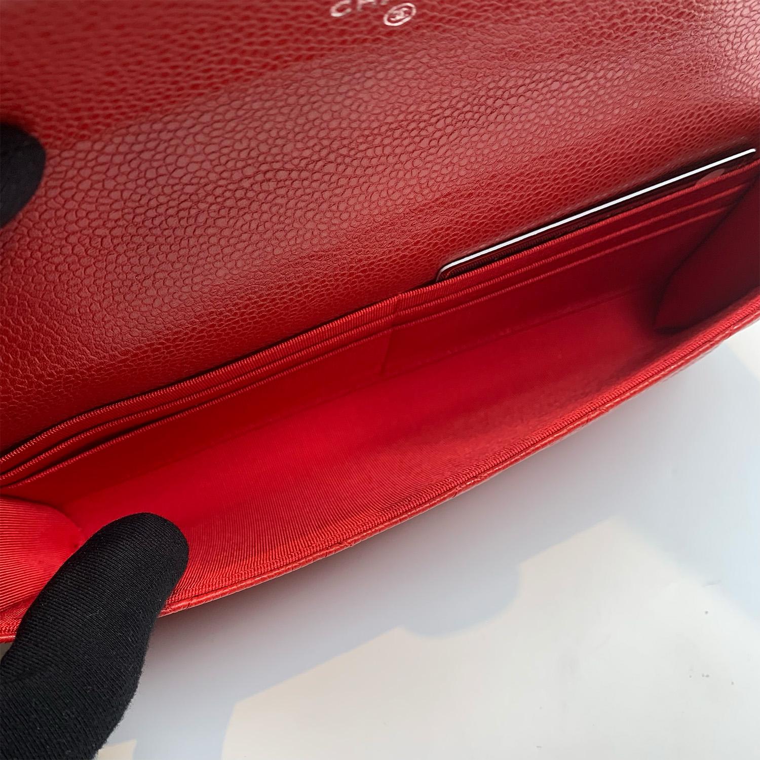 Chanel Caviar Quilted Travel Wallet In  Red Leather Coin Pouch Card Holder For Sale 14