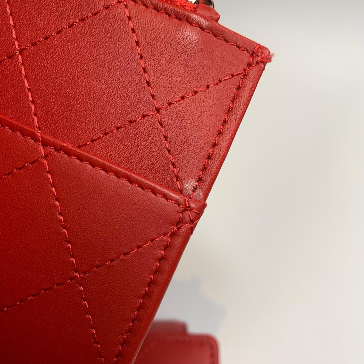 Chanel Caviar Quilted Travel Wallet In  Red Leather Coin Pouch Card Holder For Sale 15