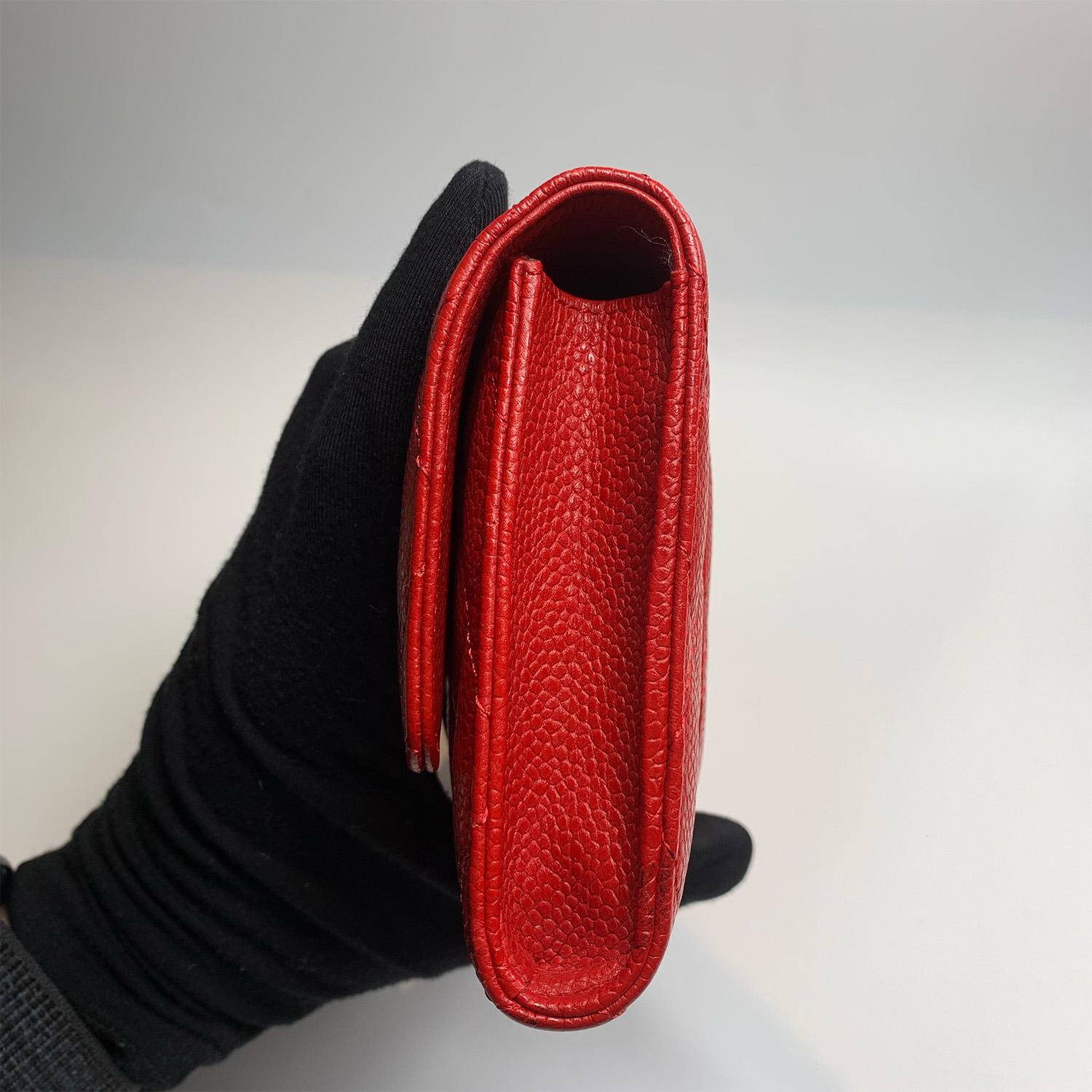 Chanel Caviar Quilted Travel Wallet In  Red Leather Coin Pouch Card Holder For Sale 4