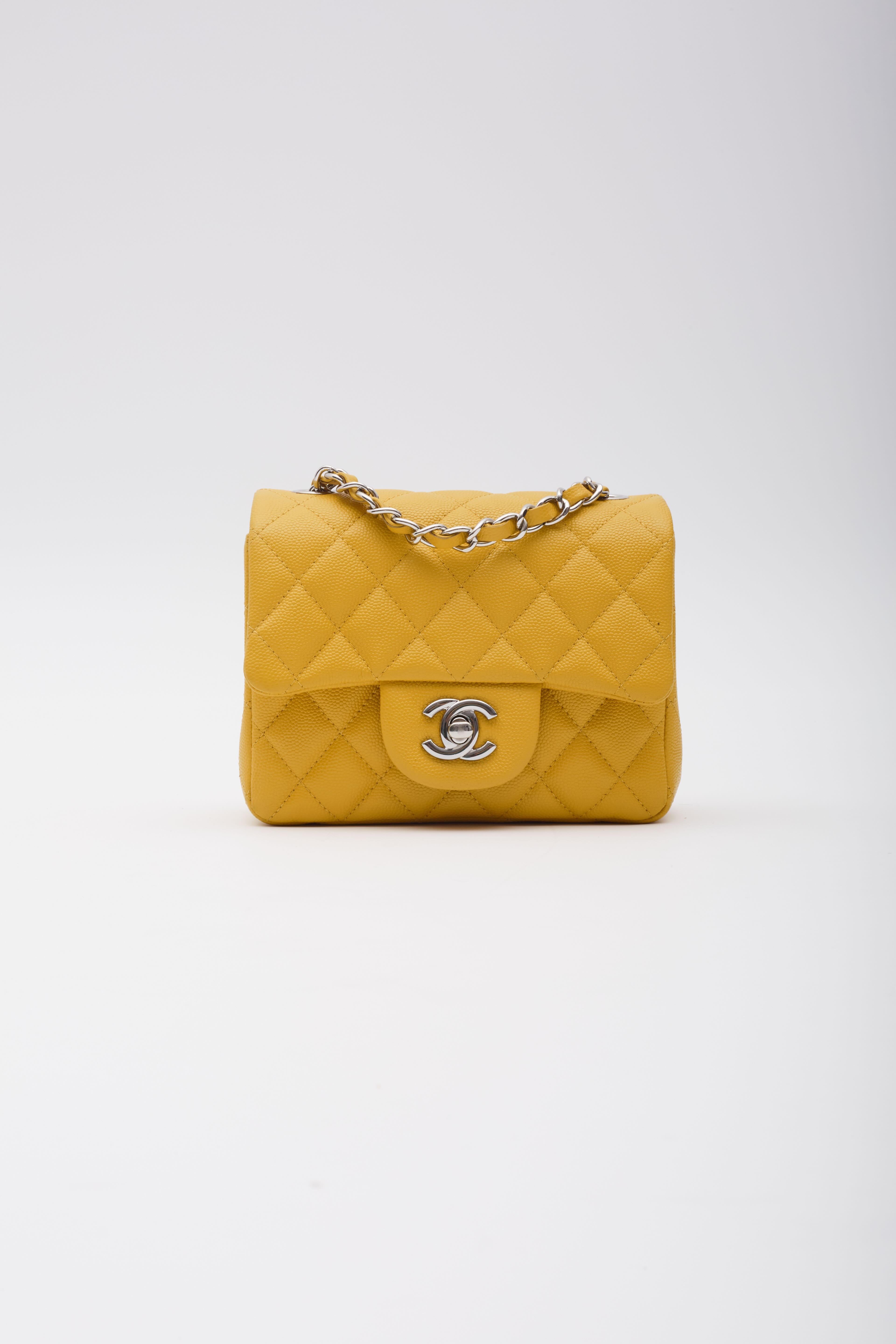 Chanel Caviar Quilted Yellow Square Flap Bag Mini In Good Condition For Sale In Montreal, Quebec
