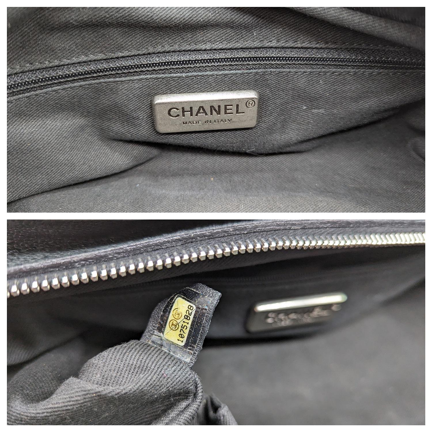 Chanel Caviar Small Outdoor Ligne Doctor Bag For Sale 4