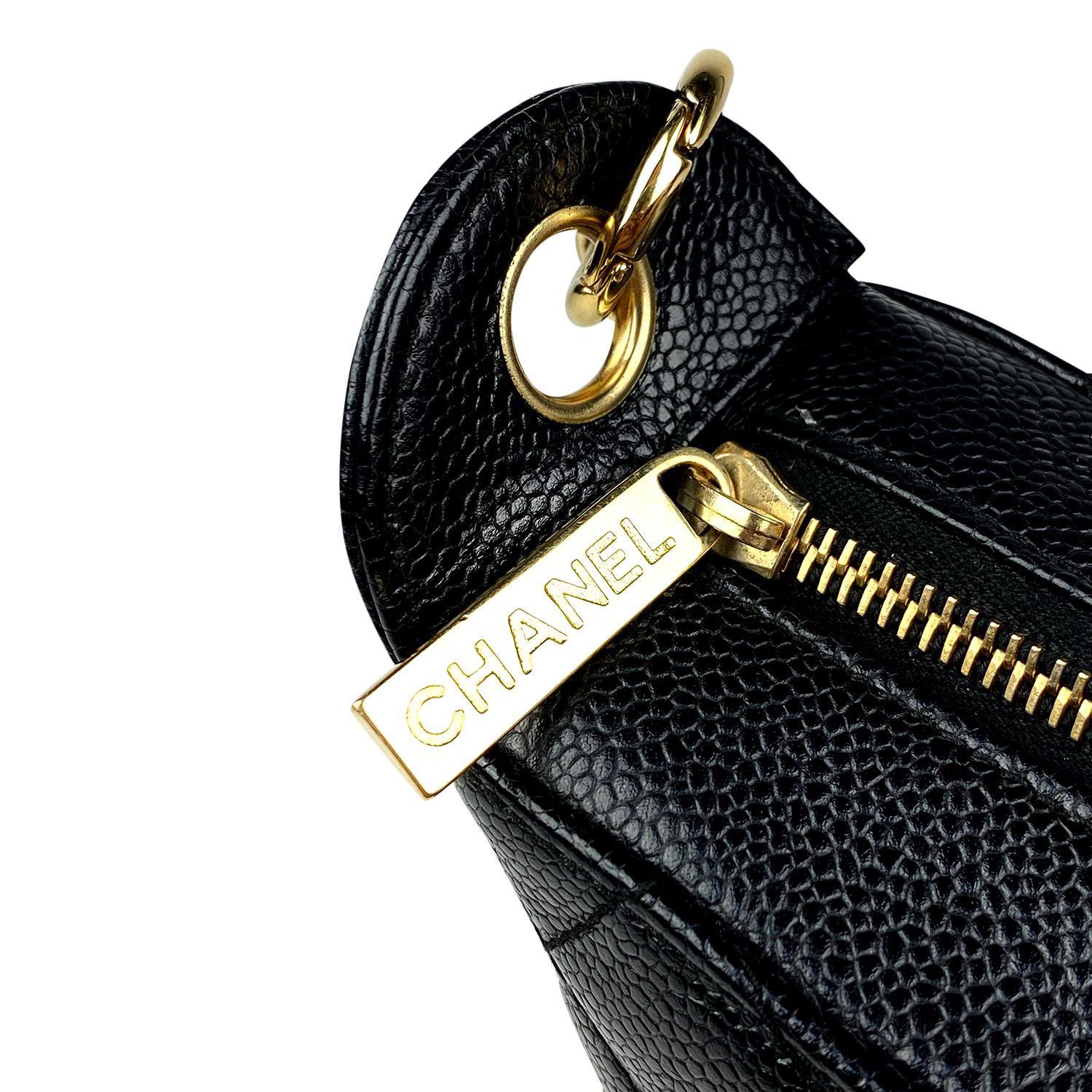 Chanel Caviar Timeless Shoulder Bag 3