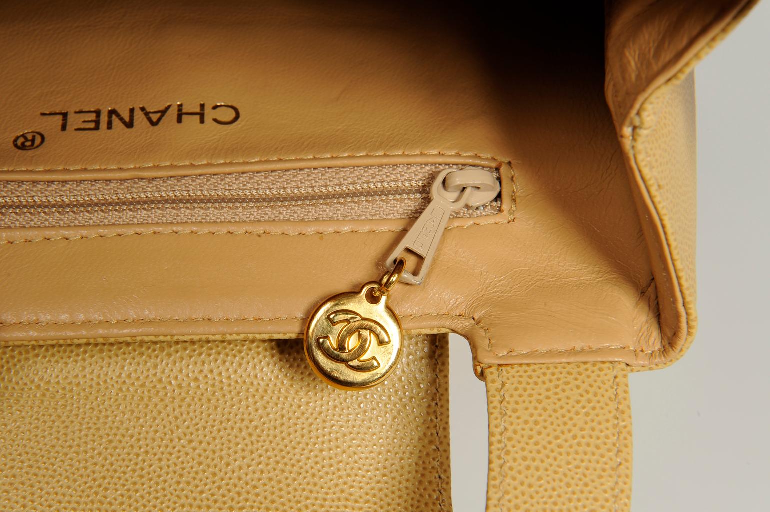 Chanel Caviar Tote Handbag 9