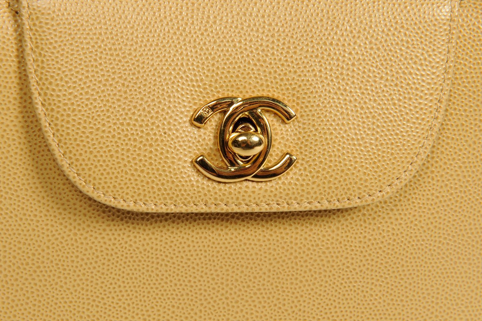 Chanel Caviar Tote Handbag 11