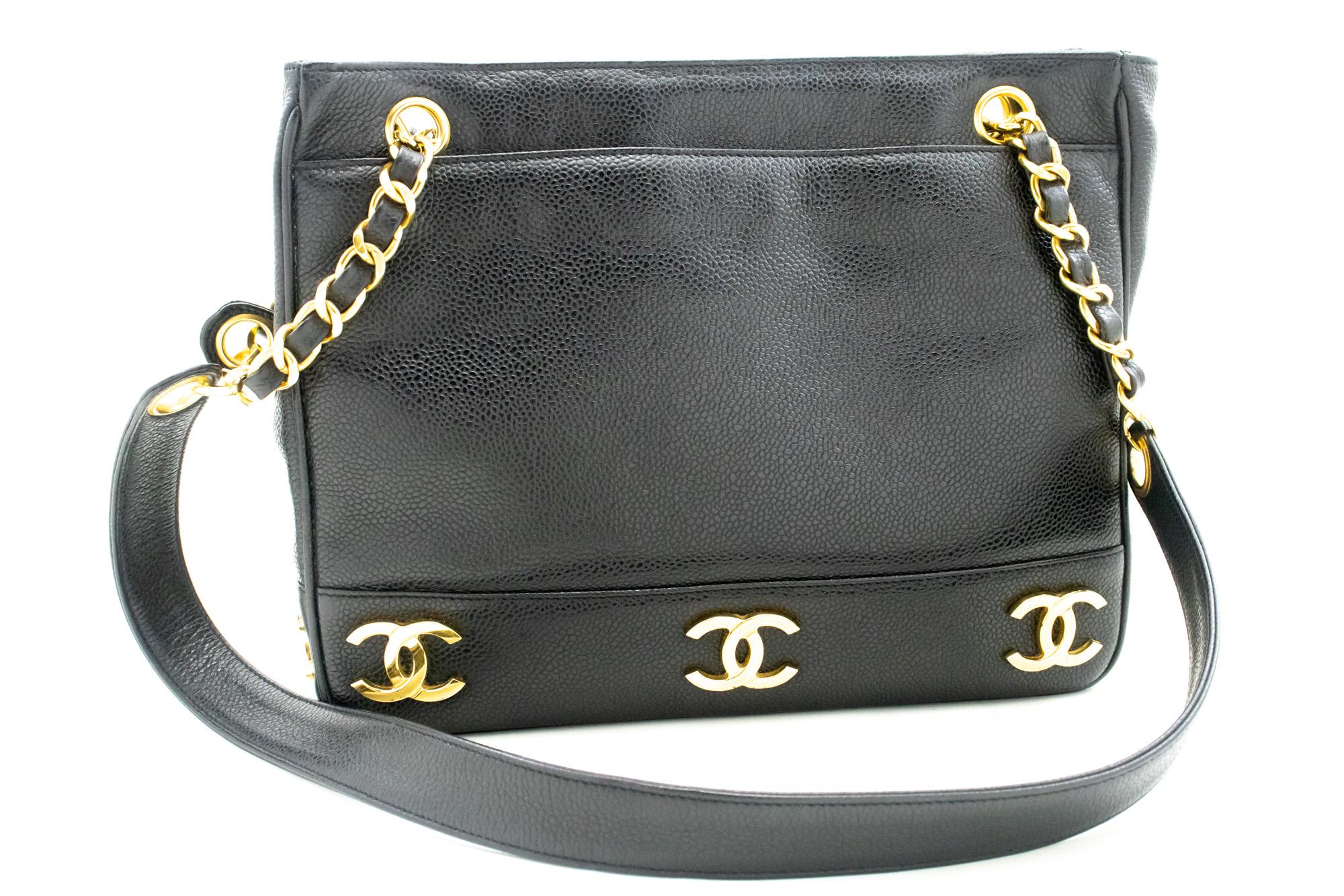 An authentic CHANEL Caviar Triple Coco Chain Shoulder Bag Black Leather Gold. The color is Black. The outside material is Leather. The pattern is Solid. This item is Vintage / Classic. The year of manufacture would be 1991-1994.
Conditions &