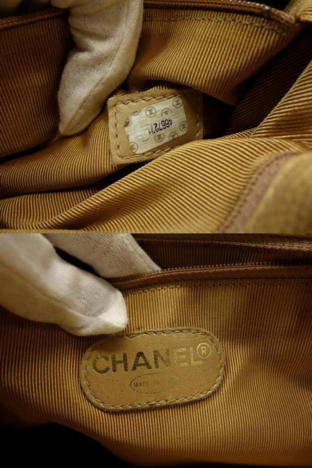 Brown Chanel Caviar Turnlock Tote 224477 Biege Leather Shoulder Bag For Sale