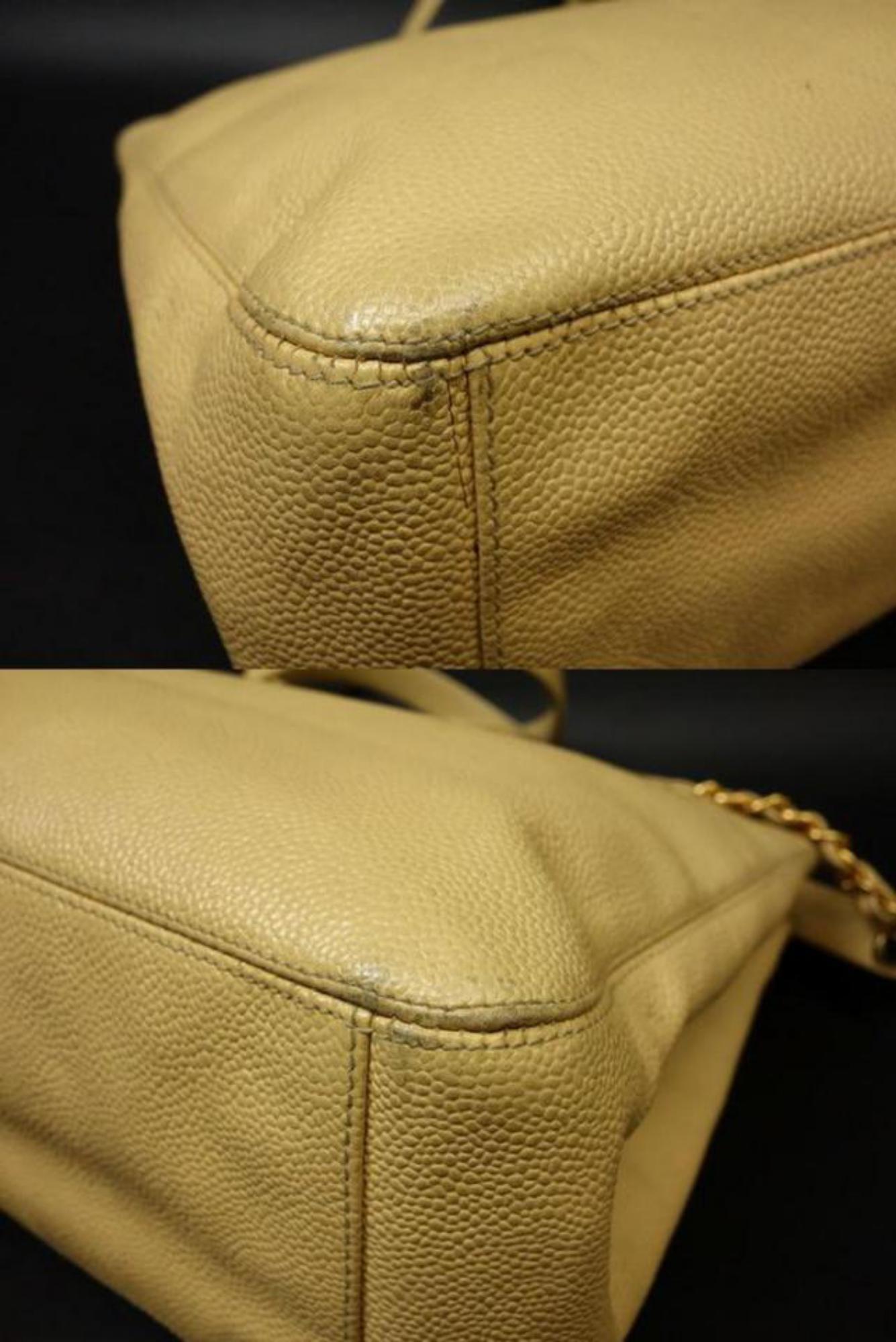 Chanel Caviar Turnlock Tote 224477 Biege Leather Shoulder Bag For Sale 4
