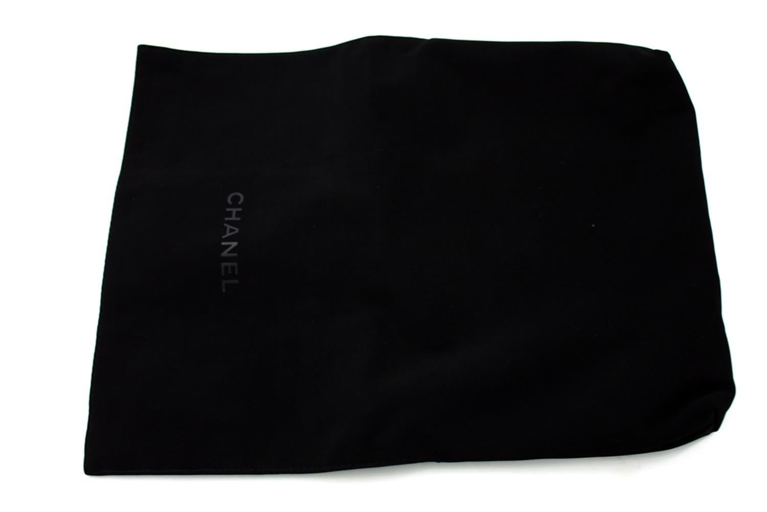 CHANEL Caviar V-Stitch WOC Wallet On Chain Black Shoulder Bag Leather 13