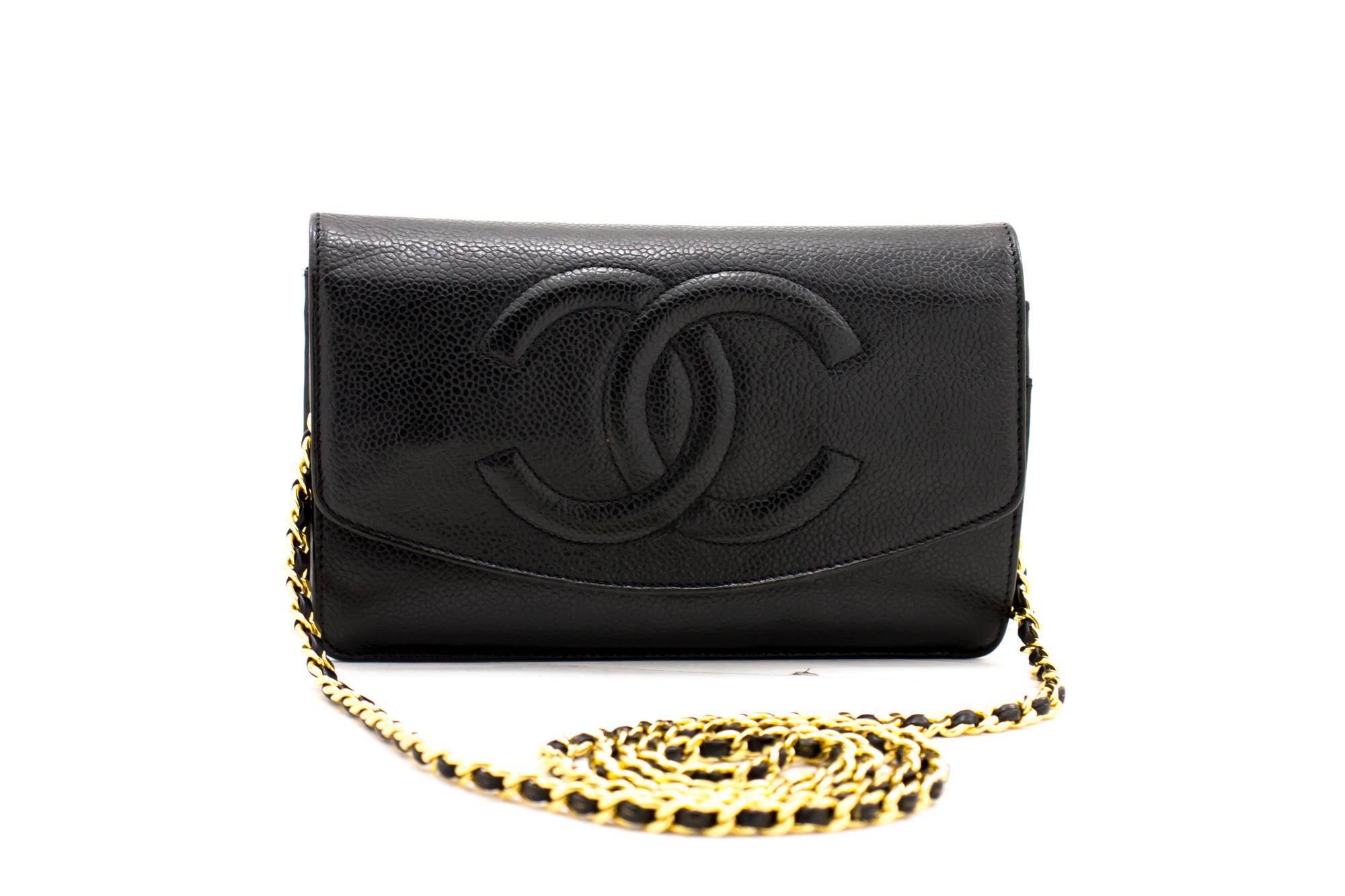 An authentic CHANEL Caviar Wallet On Chain WOC Black Shoulder Bag Crossbody. The color is Black. The outside material is Leather. The pattern is Solid. This item is Vintage / Classic. The year of manufacture would be 1996-1997.
Conditions &