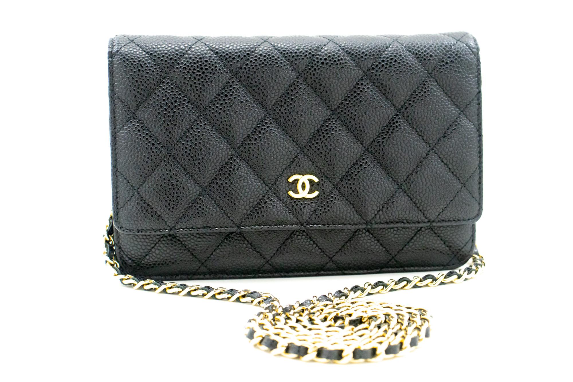 An authentic CHANEL Caviar Wallet On Chain WOC Black Shoulder Bag Crossbody. The color is Black. The outside material is Leather. The pattern is Solid. This item is Contemporary. The year of manufacture would be 2014.
Conditions & Ratings
Outside