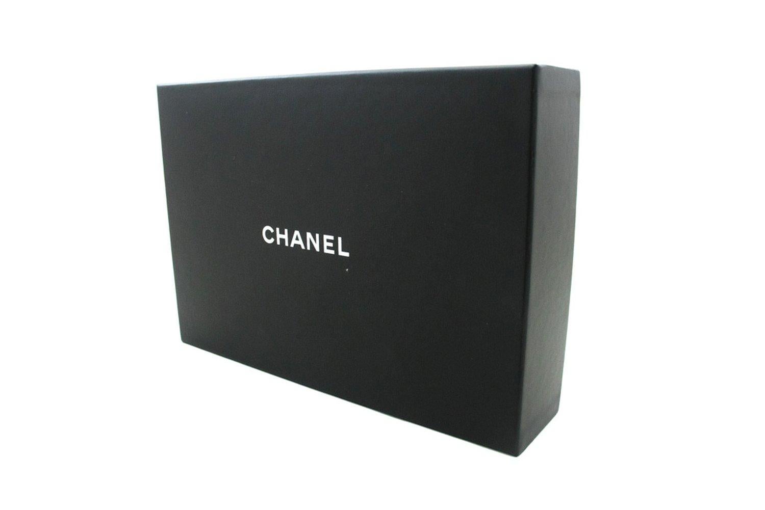 CHANEL Caviar WOC Wallet On Chain Black Shoulder Crossbody Bag For Sale 16