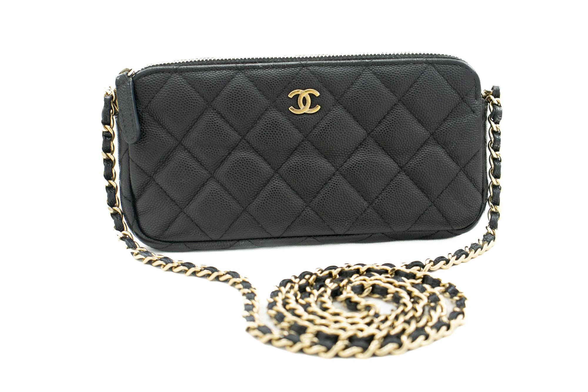 An authentic CHANEL Caviar Wallet On Chain WOC Double Zip Chain Shoulder Bag. The color is Black. The outside material is Leather. The pattern is Solid. This item is Contemporary. The year of manufacture would be 2016.
Conditions & Ratings
Outside