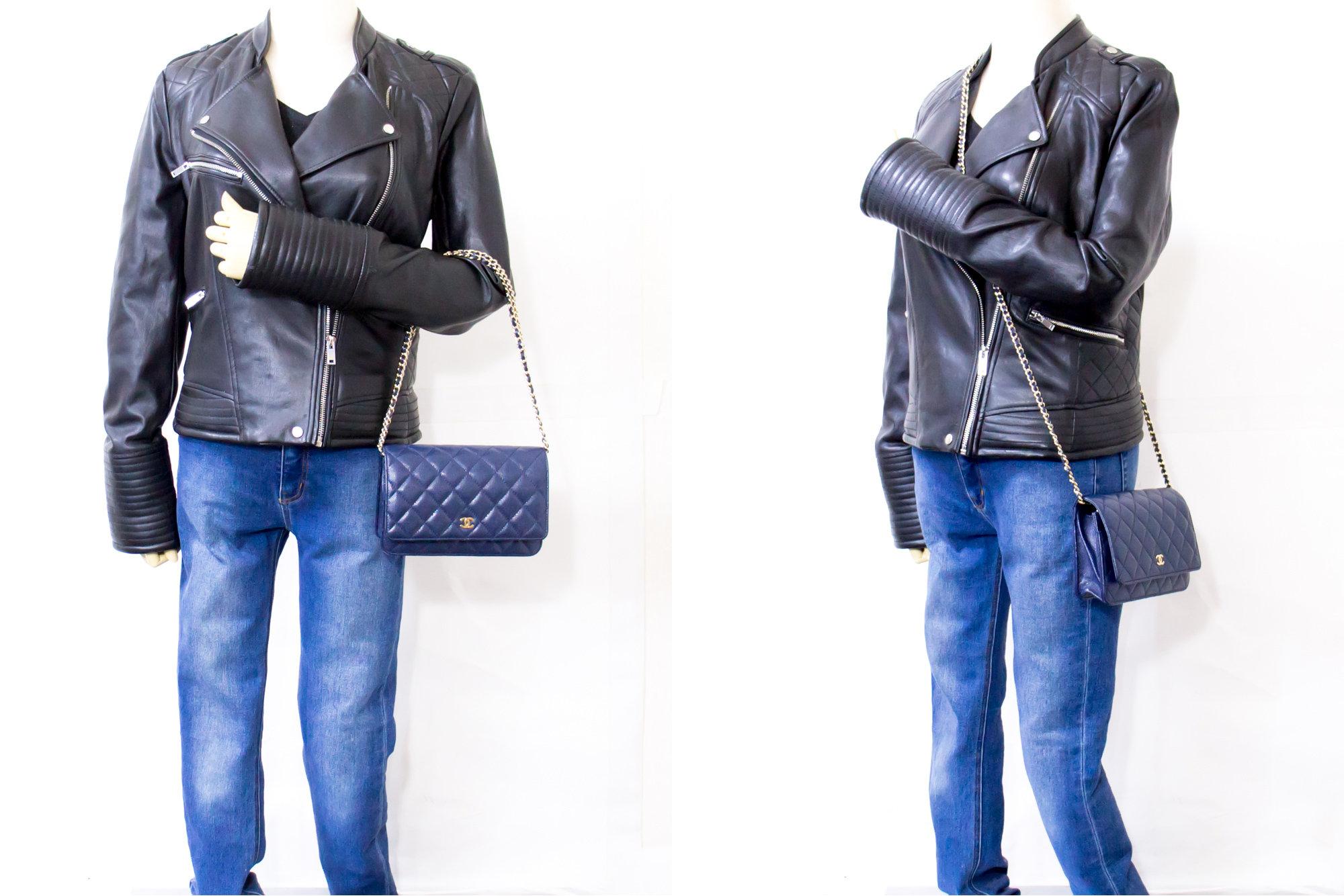 CHANEL Caviar WOC Wallet On Chain Navy Shoulder Crossbody Bag Gold For Sale 6