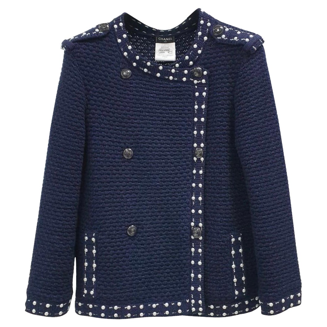 Chanel Cc 2016 Marineblauer Strickpullover aus Kaschmir mit Perlenbesatz und Knopfleiste