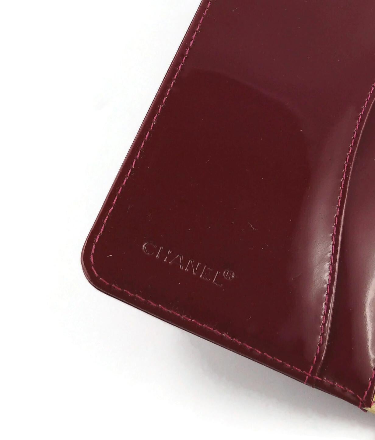 Chanel CC Agenda Day Planner Cover Strawberry Red Patent Leather 3