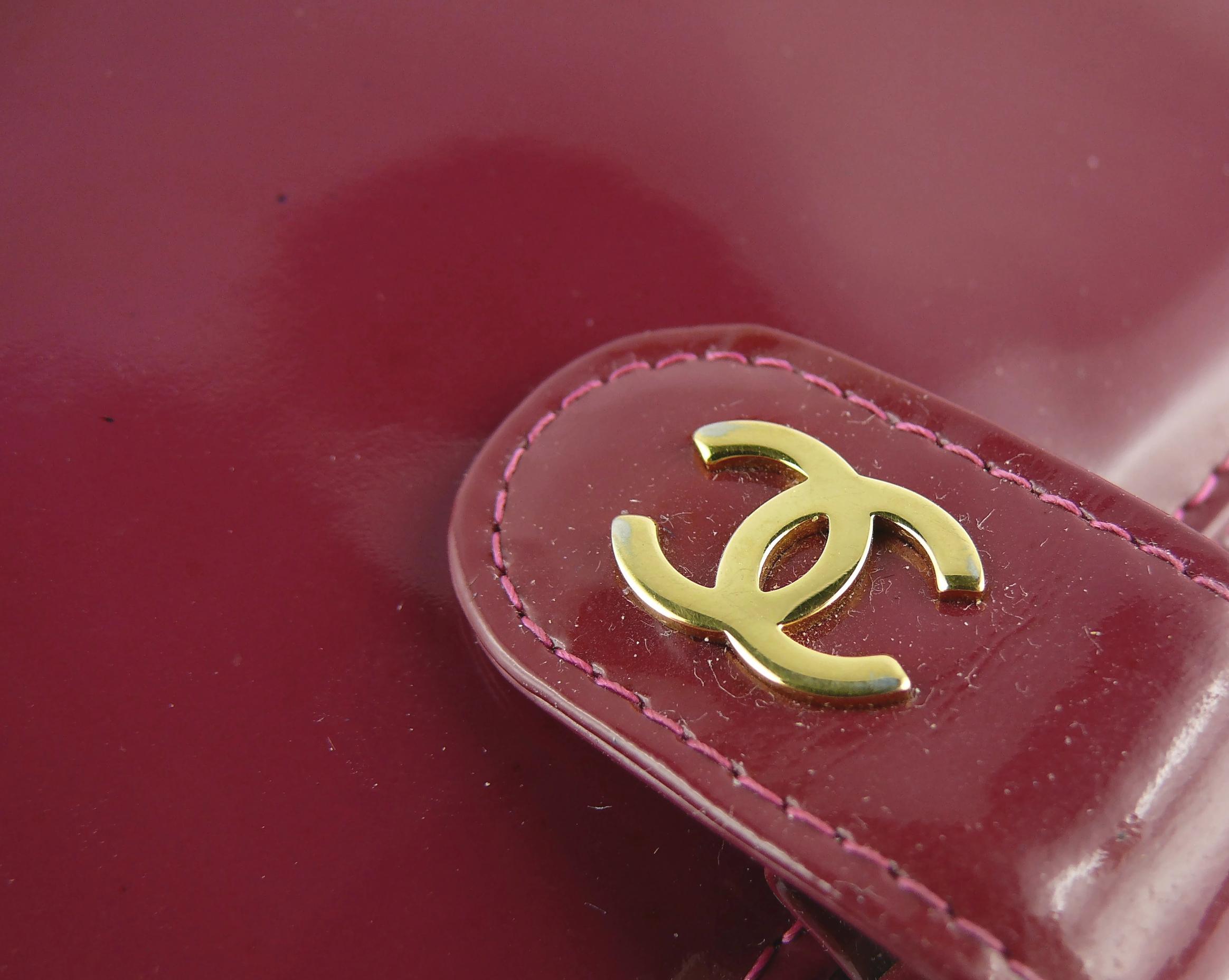 De las mujeres Chanel CC Agenda Agenda de Día Funda Charol Rojo Fresa
