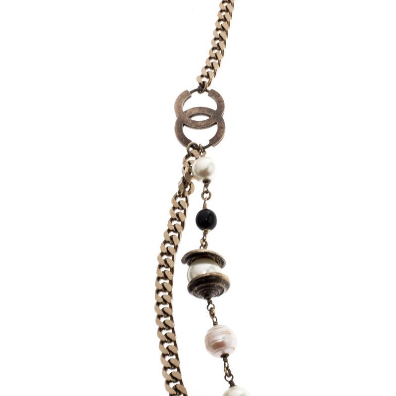 Chanel CC Bead Faux Pearl Gold Tone Chain Link Necklace / Belt In Good Condition In Dubai, Al Qouz 2