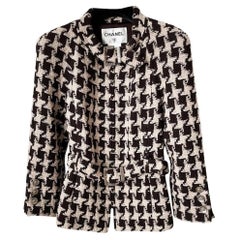 Chanel CC Belted Houndstooth Tweed Jacket 34 FR
