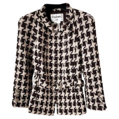Chanel CC Belted Houndstooth Tweed Jacket 34 FR