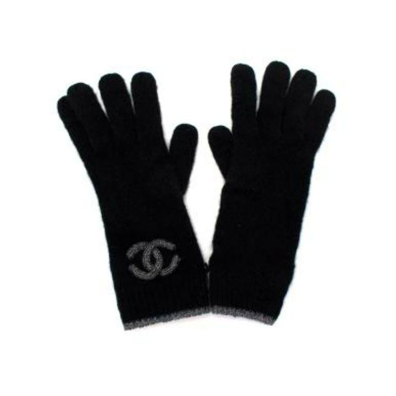 Chanel CC Black and Grey Cashmere Scarf and Gloves For Sale 1