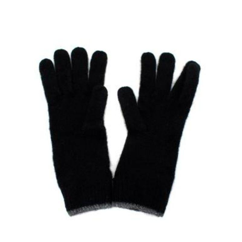 Chanel CC Black and Grey Cashmere Scarf and Gloves For Sale 3