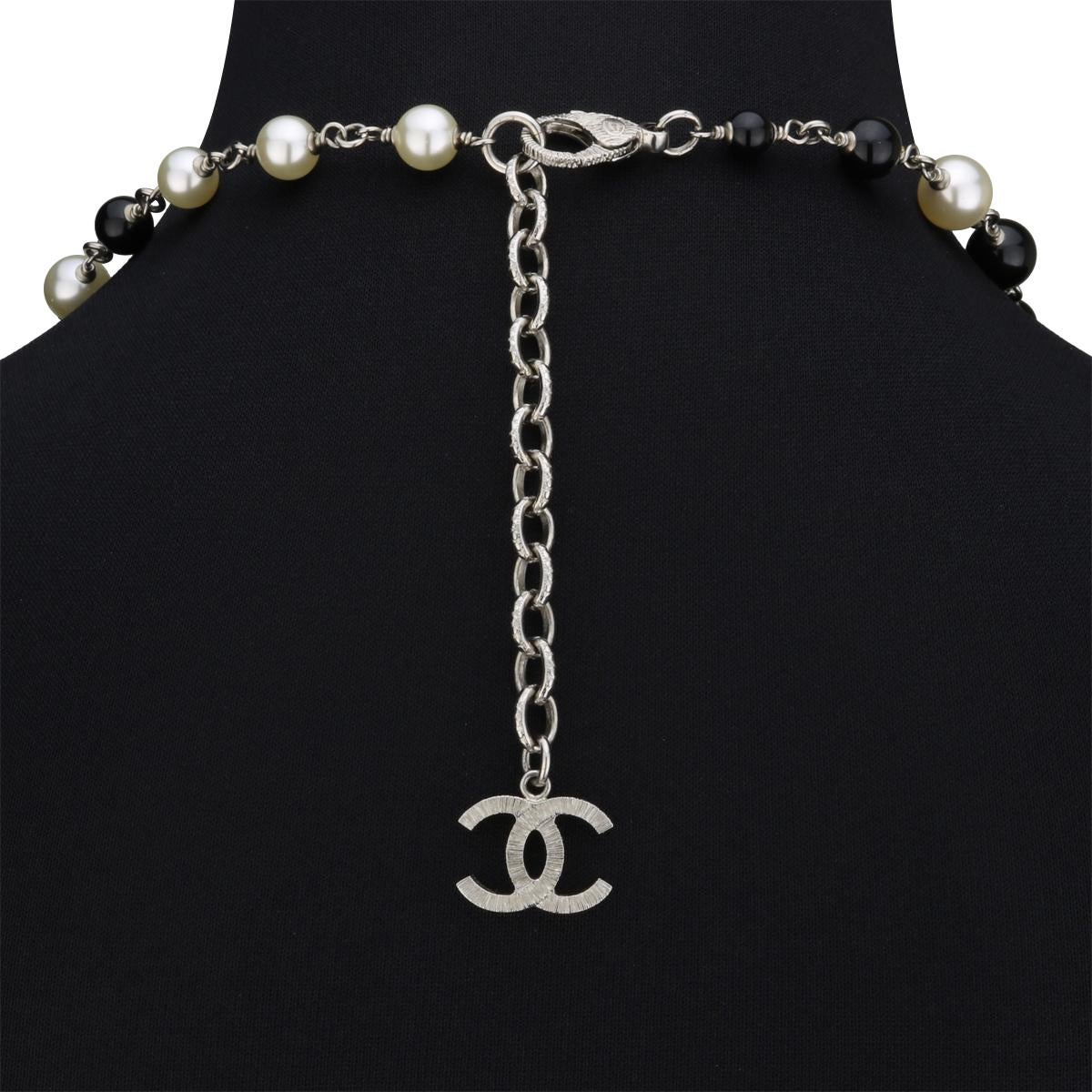 CHANEL CC Black and White Faux Pearl Crystal Silver Long Necklace 2018 2