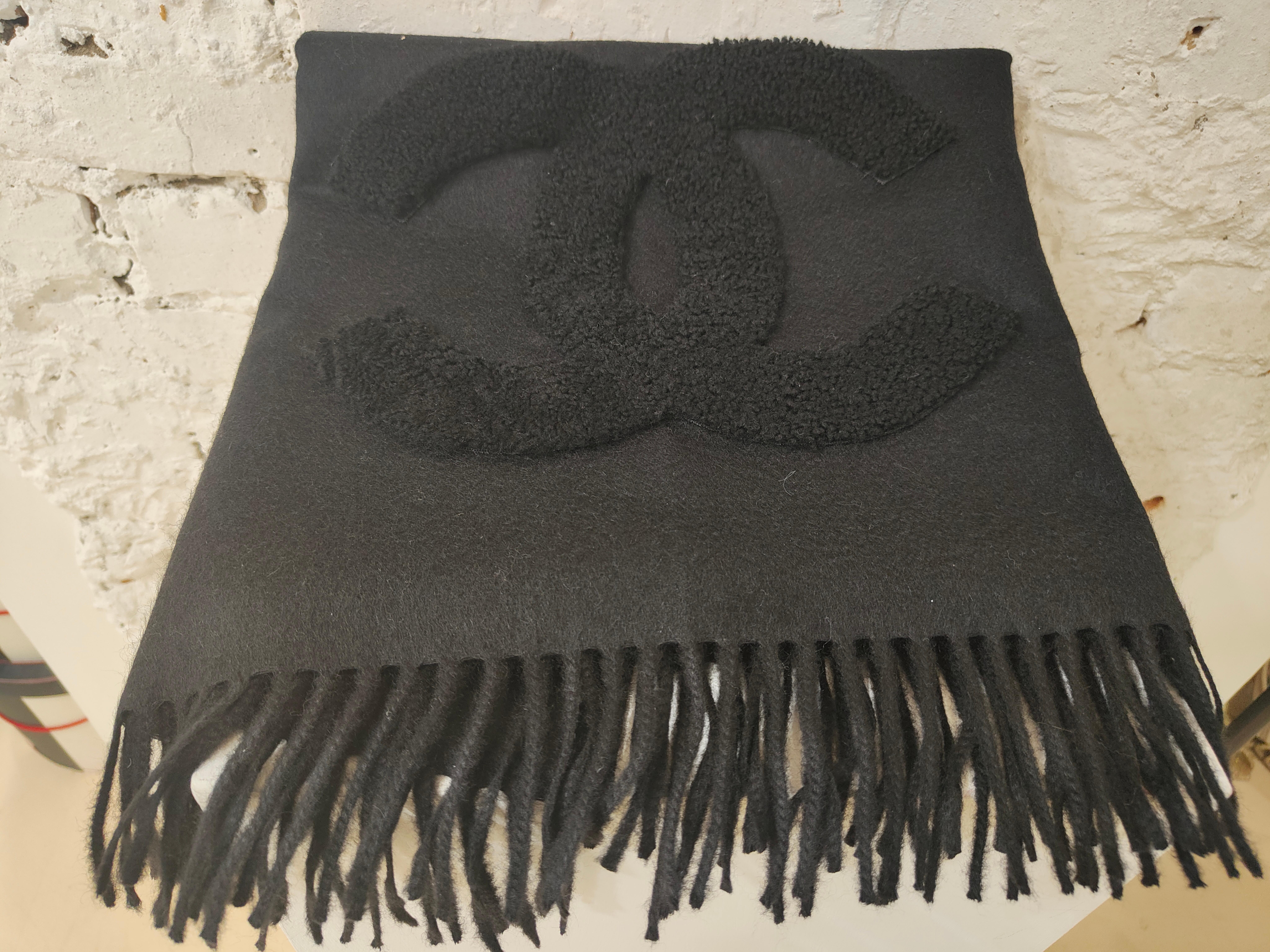 chanel cashmere scarf black white cc