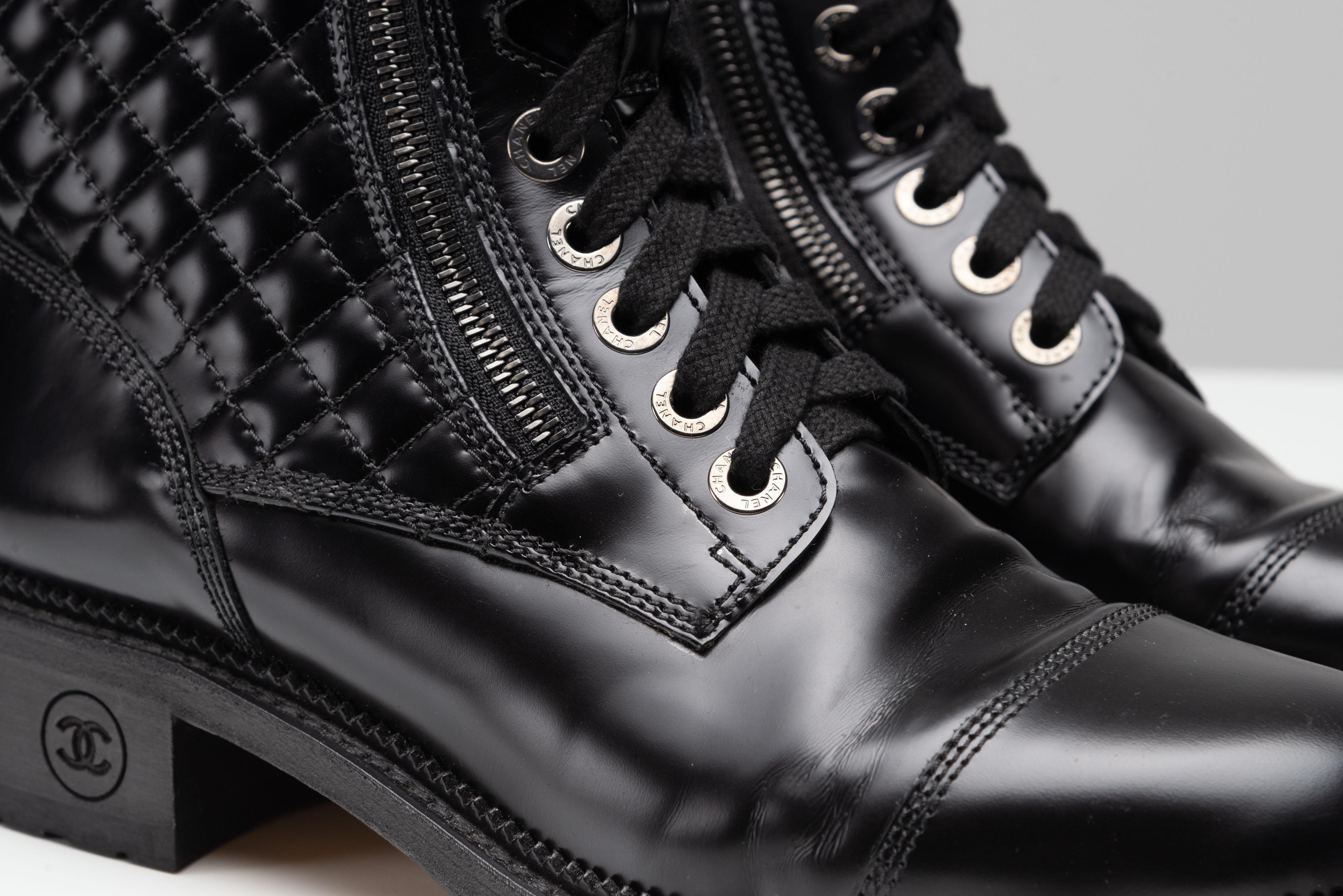 Chanel CC Black Leather Combat Boots Size 40 For Sale 5