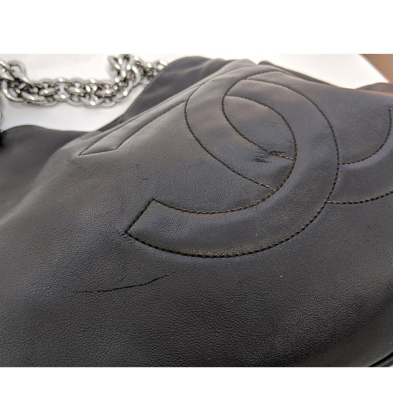 Chanel CC Black Soft Leather Modern Chain Hobo Bag 2007 at 1stDibs