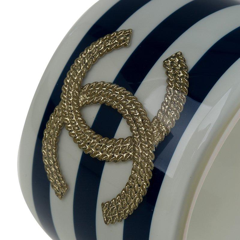 Chanel CC Blue and White Stripe Resin Bangle Bracelet Damen