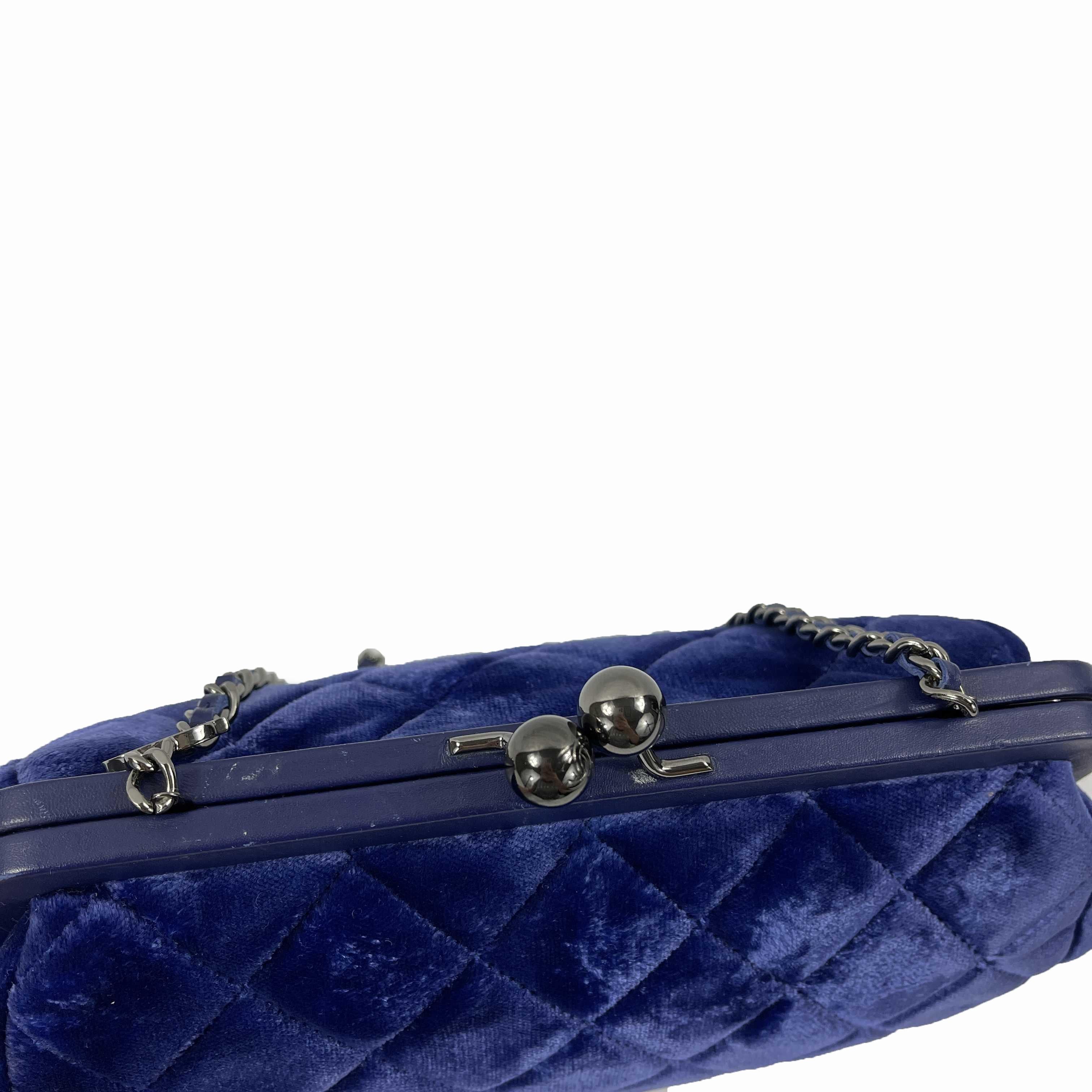 CHANEL- CC Blue Kiss-lock Velvet Quilted Stitched Clutch / Crossbody 6