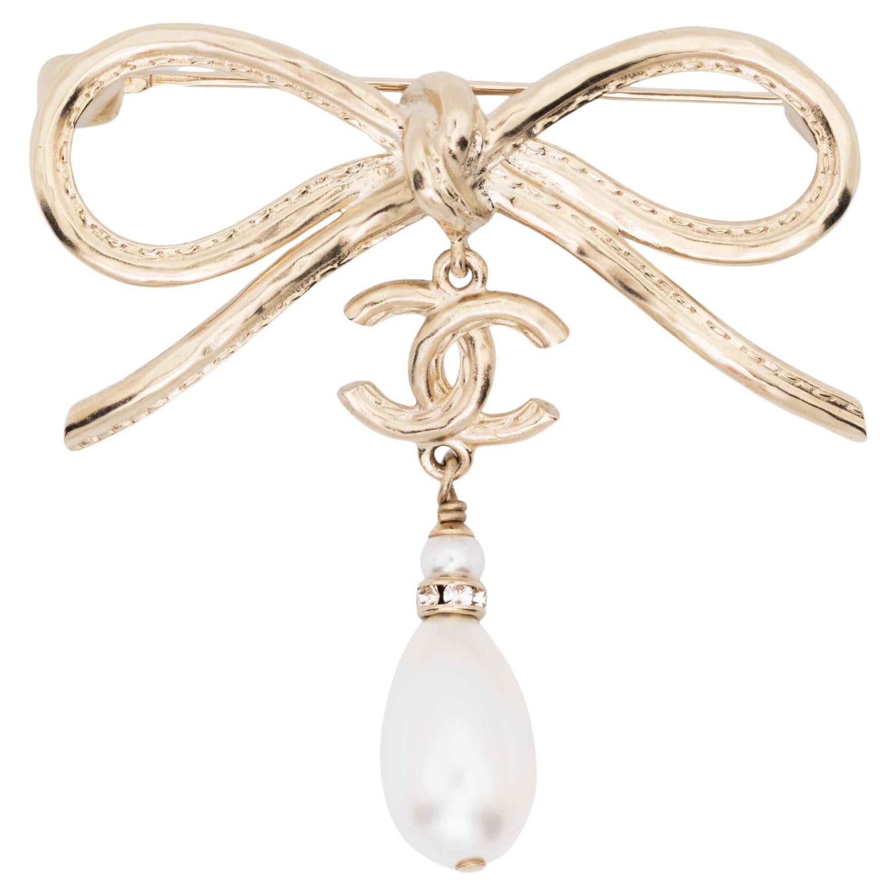 Chanel CC Bow Detailed Brooch
