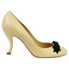 Chanel CC Leder-Pumps mit Schleife EU 37,5 UK 4,5 US 7,5