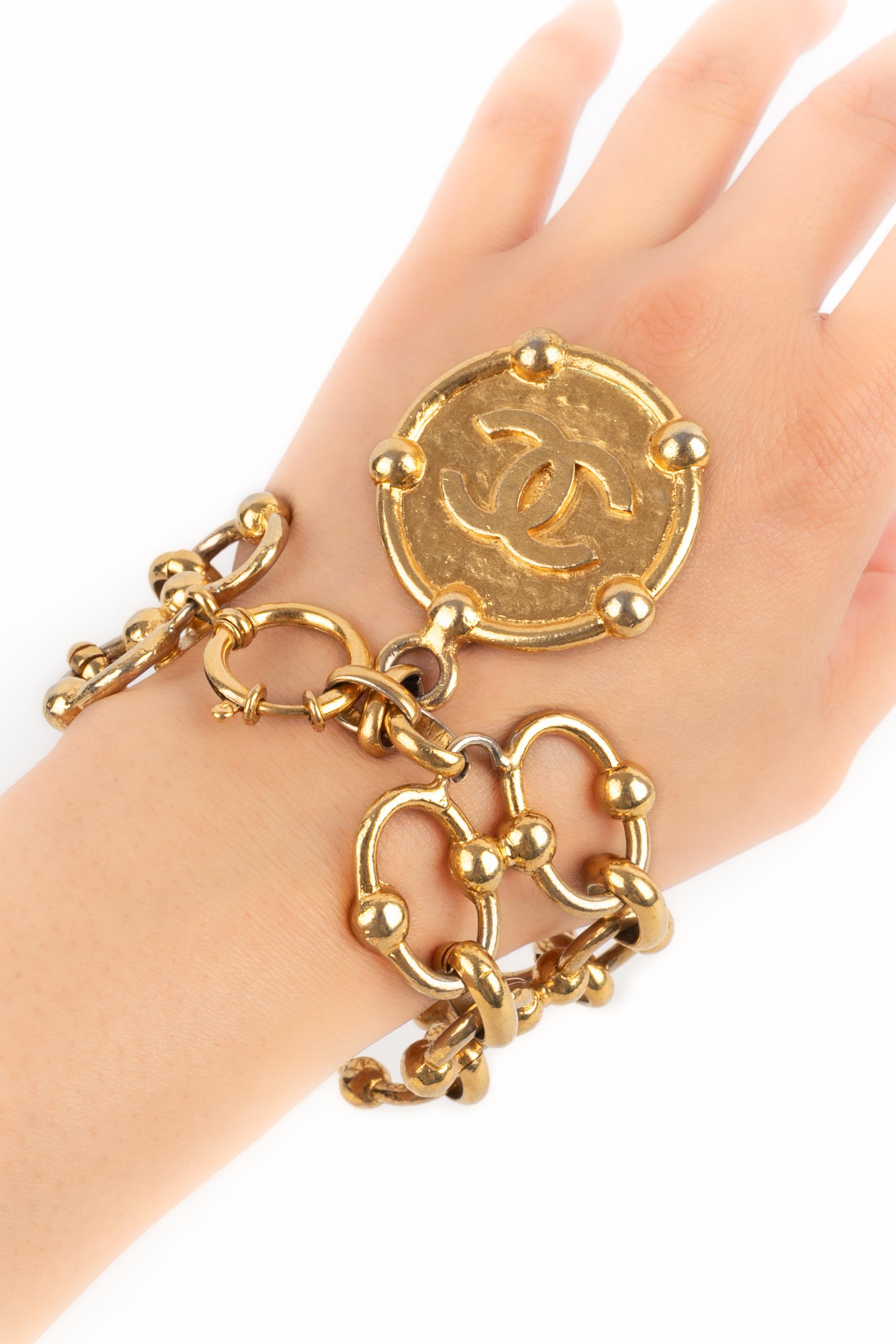 Bracelet Chanel en vente 4
