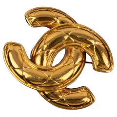 Chanel cc brooch 1985-1990s