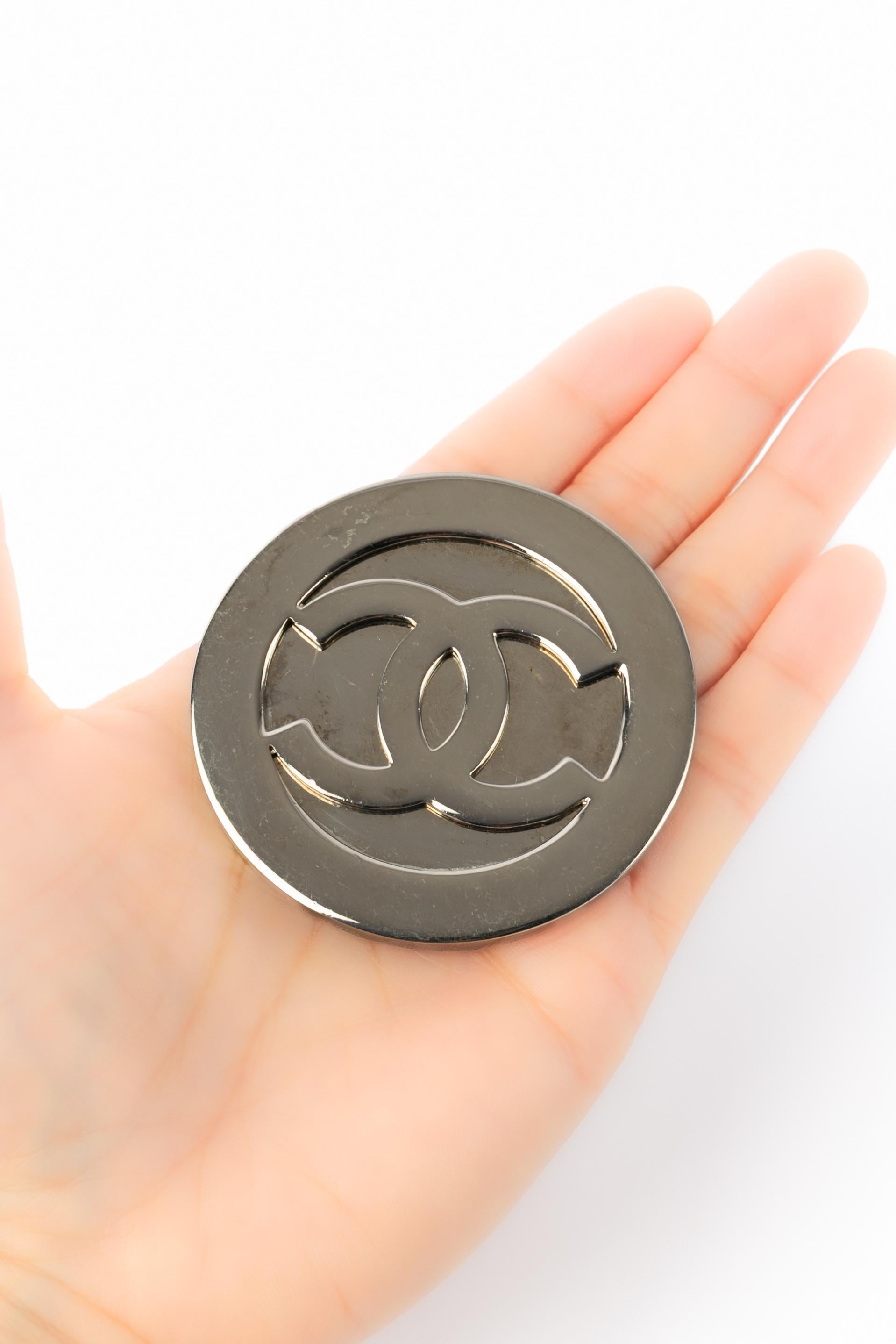 Broche Chanel cc 1990 en vente 2