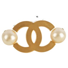 Chanel cc brooch 2002