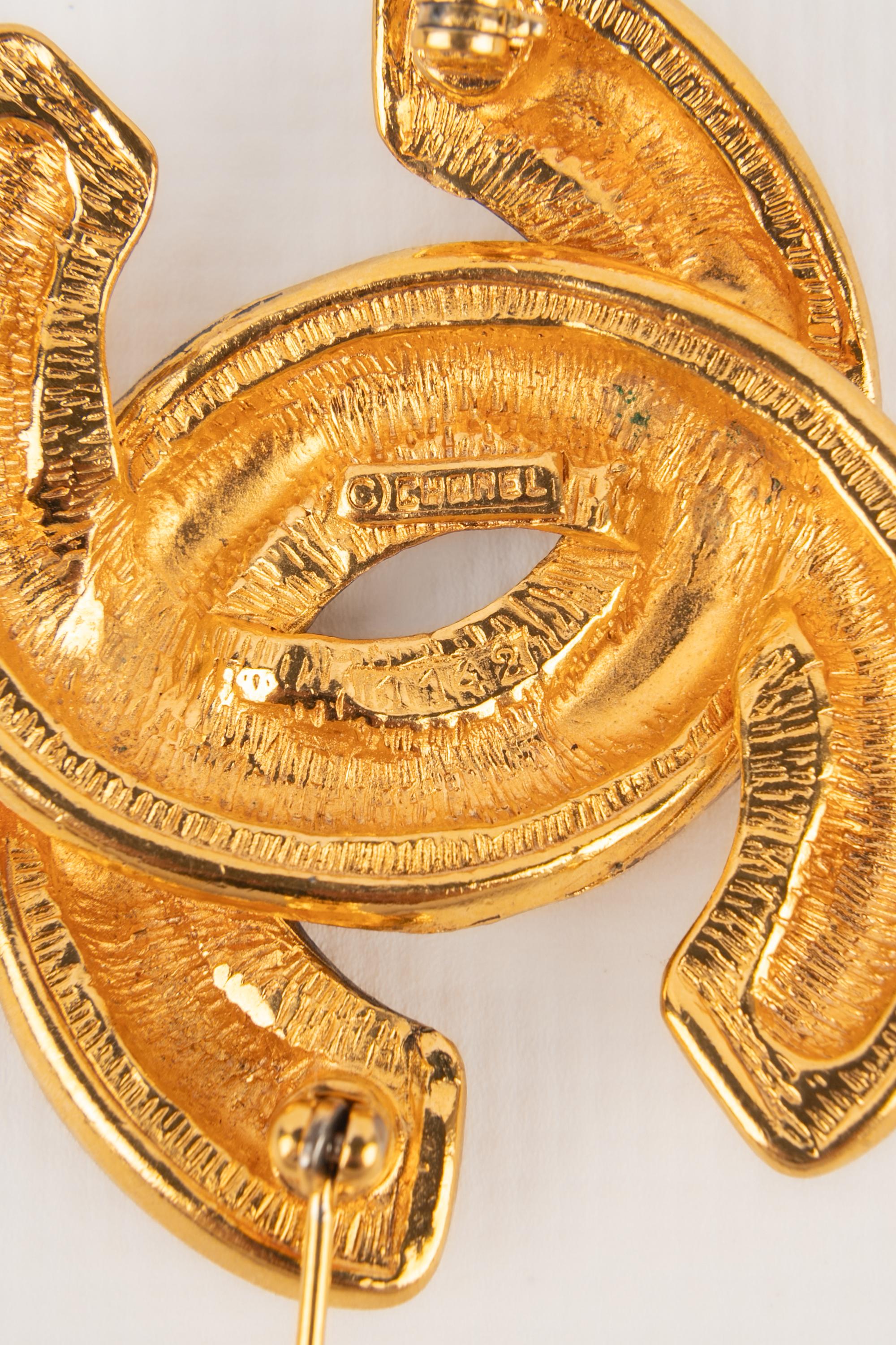 Chanel cc brooch 1