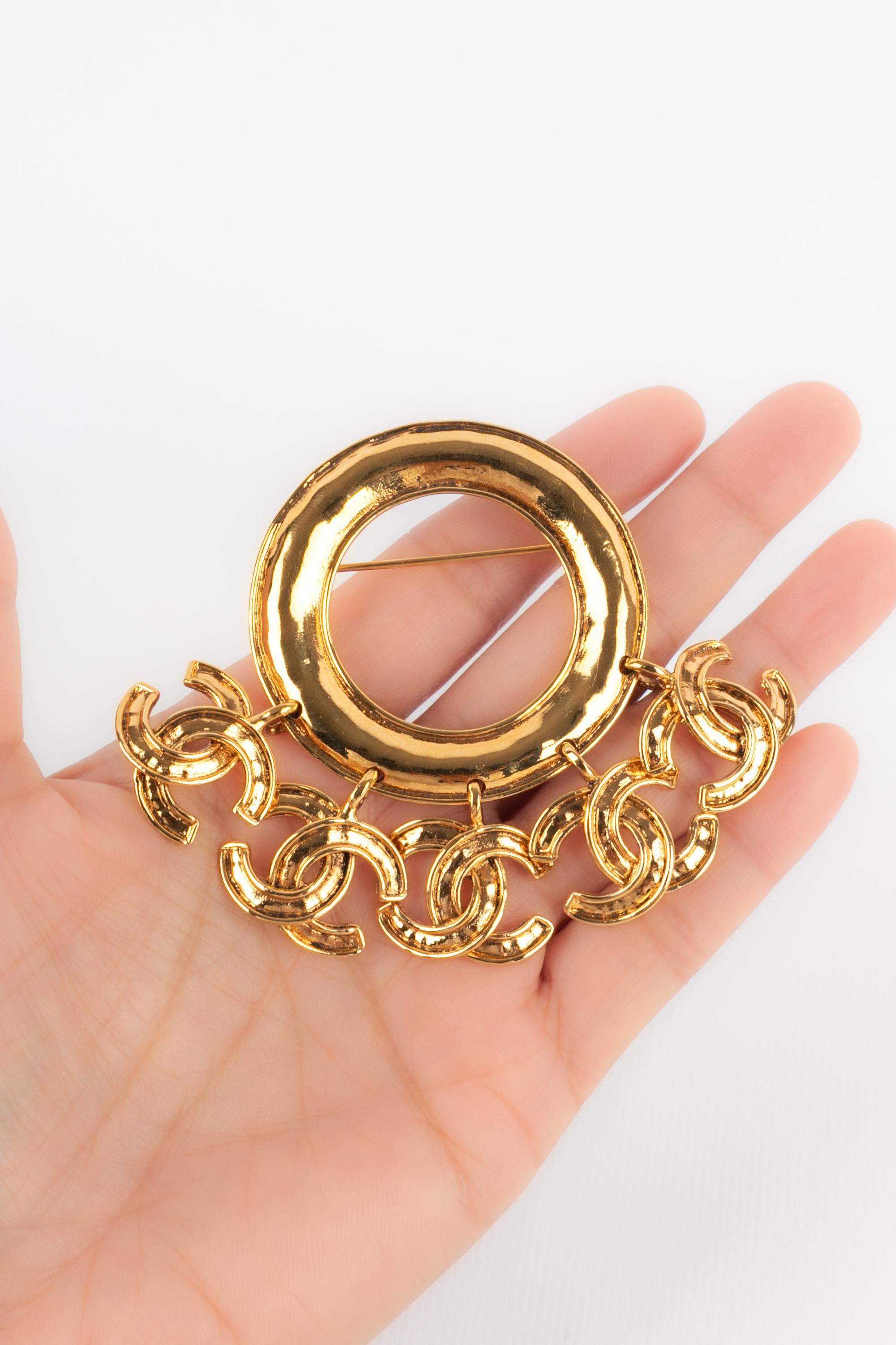 Chanel cc Brosche im Angebot 3