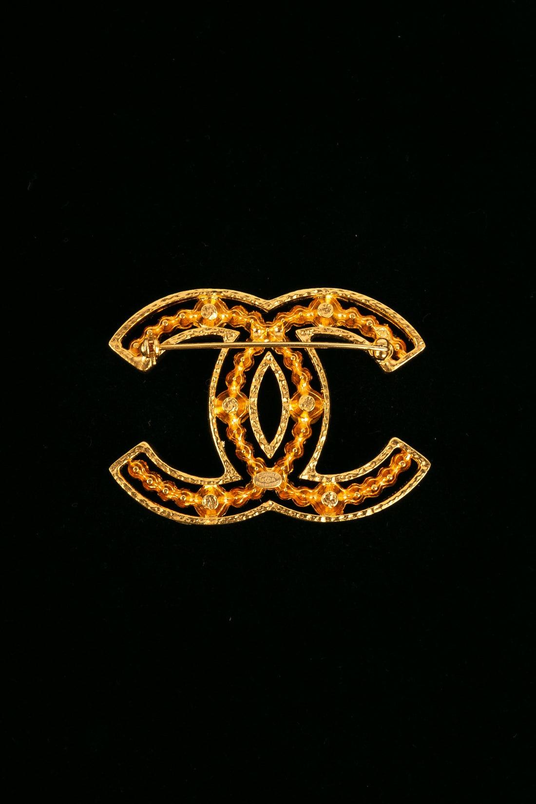 Chanel CC Brooch in Gold-Plated Metal, 2002 1