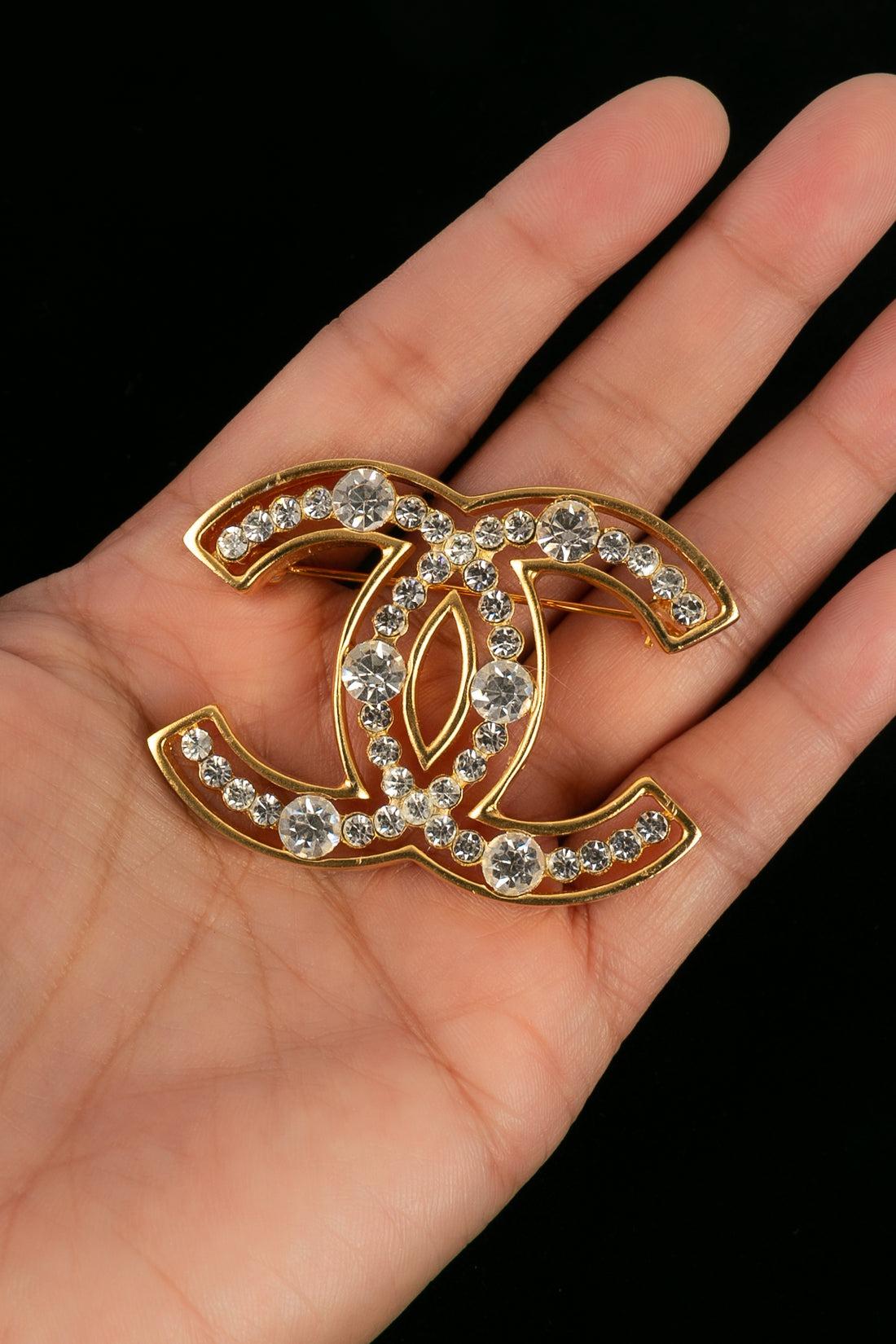 Chanel CC Brooch in Gold-Plated Metal, 2002 2