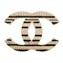 Chanel CC  Brooch Multi Chain Black and Gold
