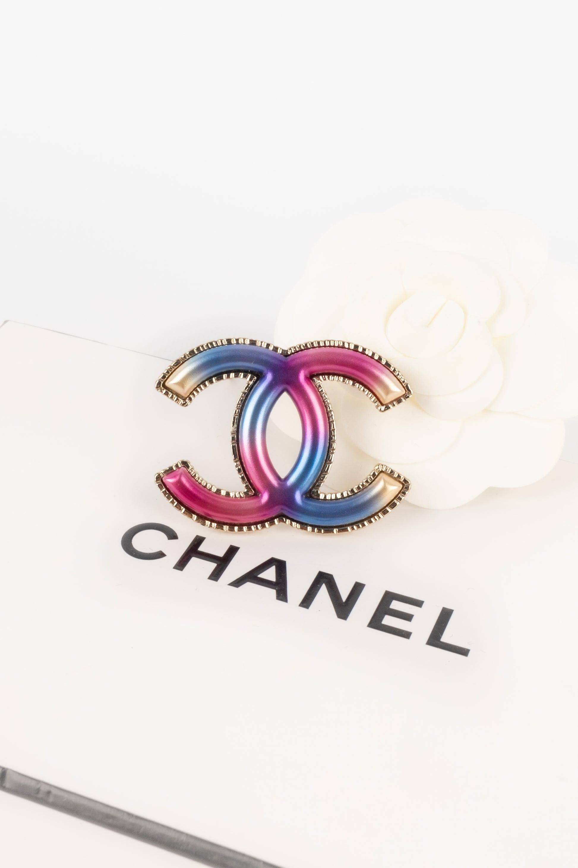 Chanel CC Brooch with Multicolored Resin, 2017 2
